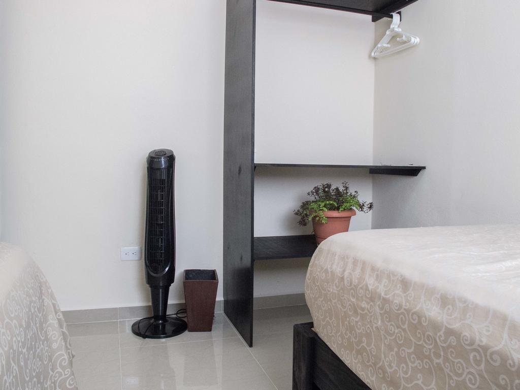 Whyz 4 You Private Rooms ปัวร์โตโมเรลอส ห้อง รูปภาพ