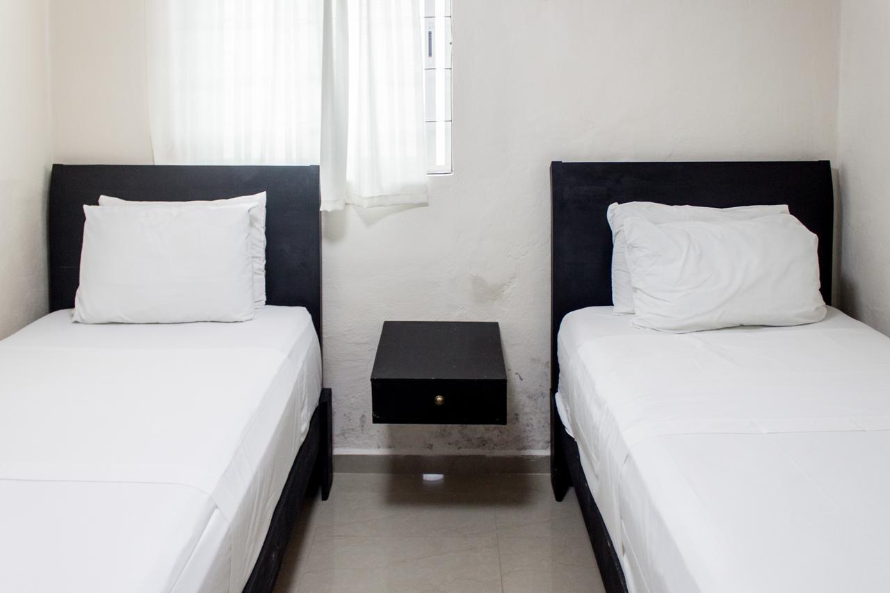 Whyz 4 You Private Rooms ปัวร์โตโมเรลอส ภายนอก รูปภาพ