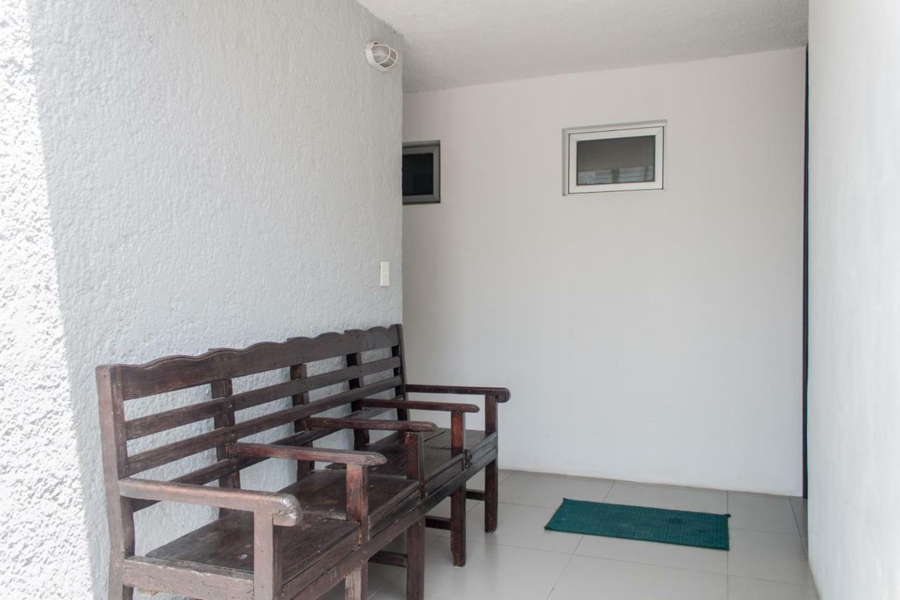 Whyz 4 You Private Rooms ปัวร์โตโมเรลอส ภายนอก รูปภาพ